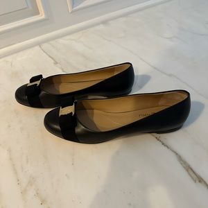 Ferragamo Varina ballet flat